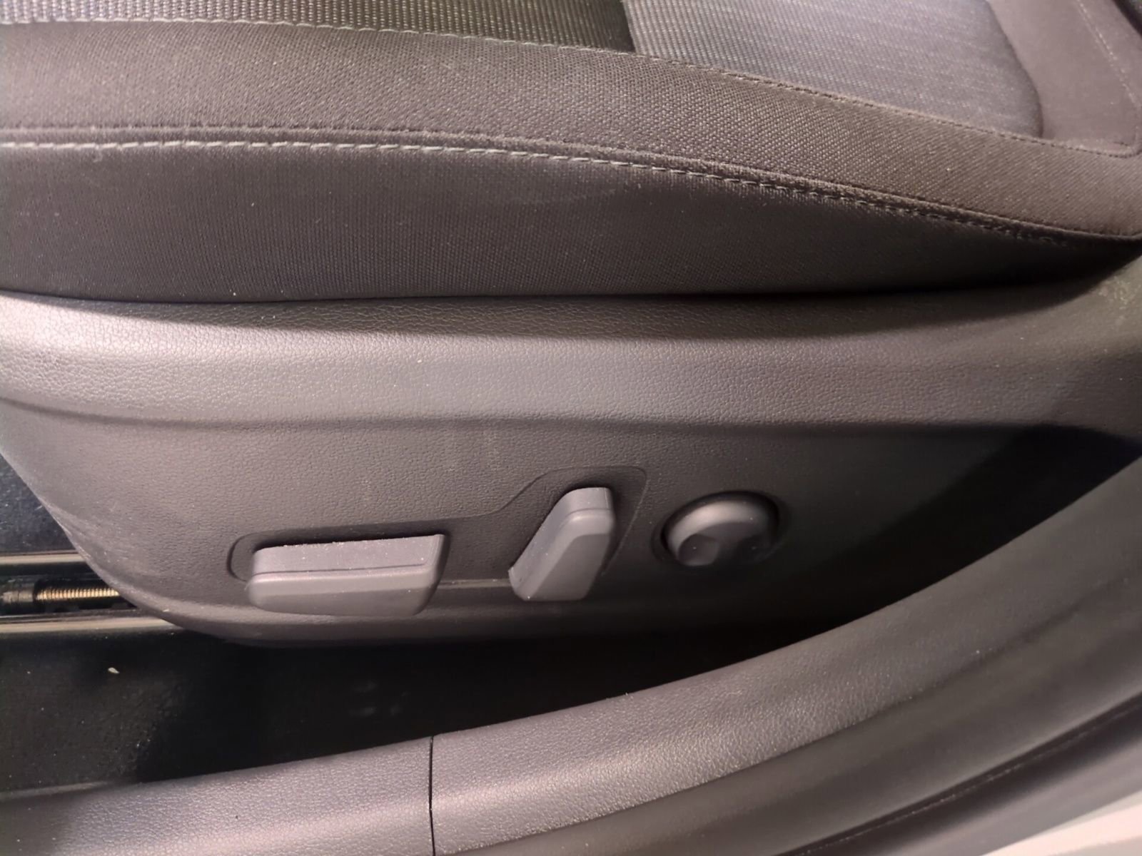 Certified 2023 Hyundai Kona SEL w/ Convenience Package image 17