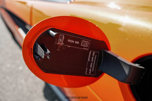 Used 2019 McLaren 570S Spider image 60