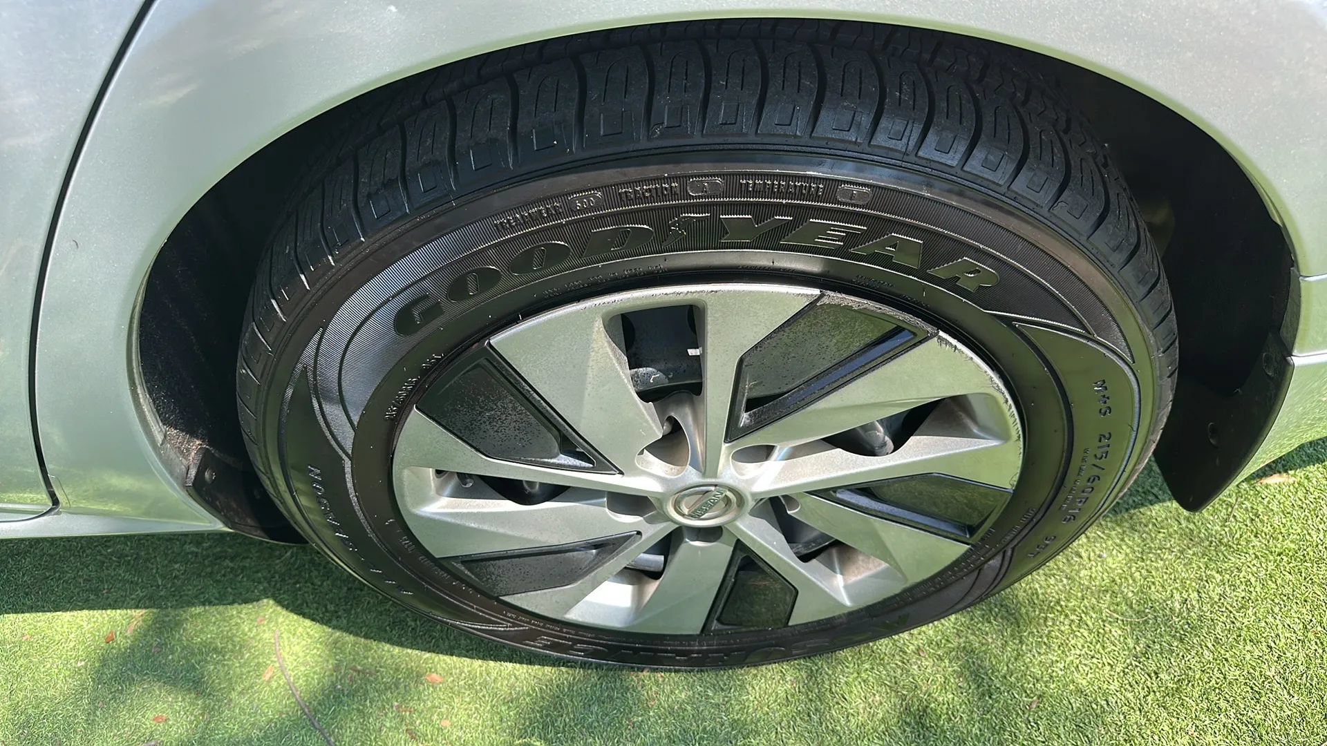 Used 2020 Nissan Altima 2.5 S FWD image 25