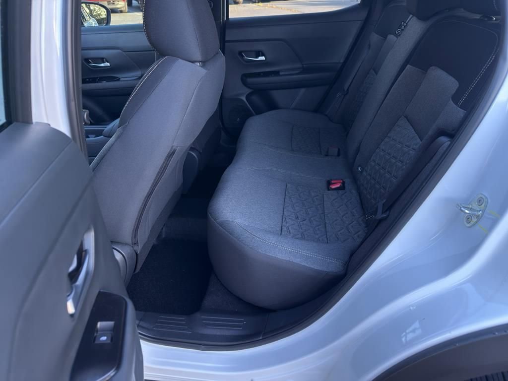 New 2026 Nissan Kicks SV image 29