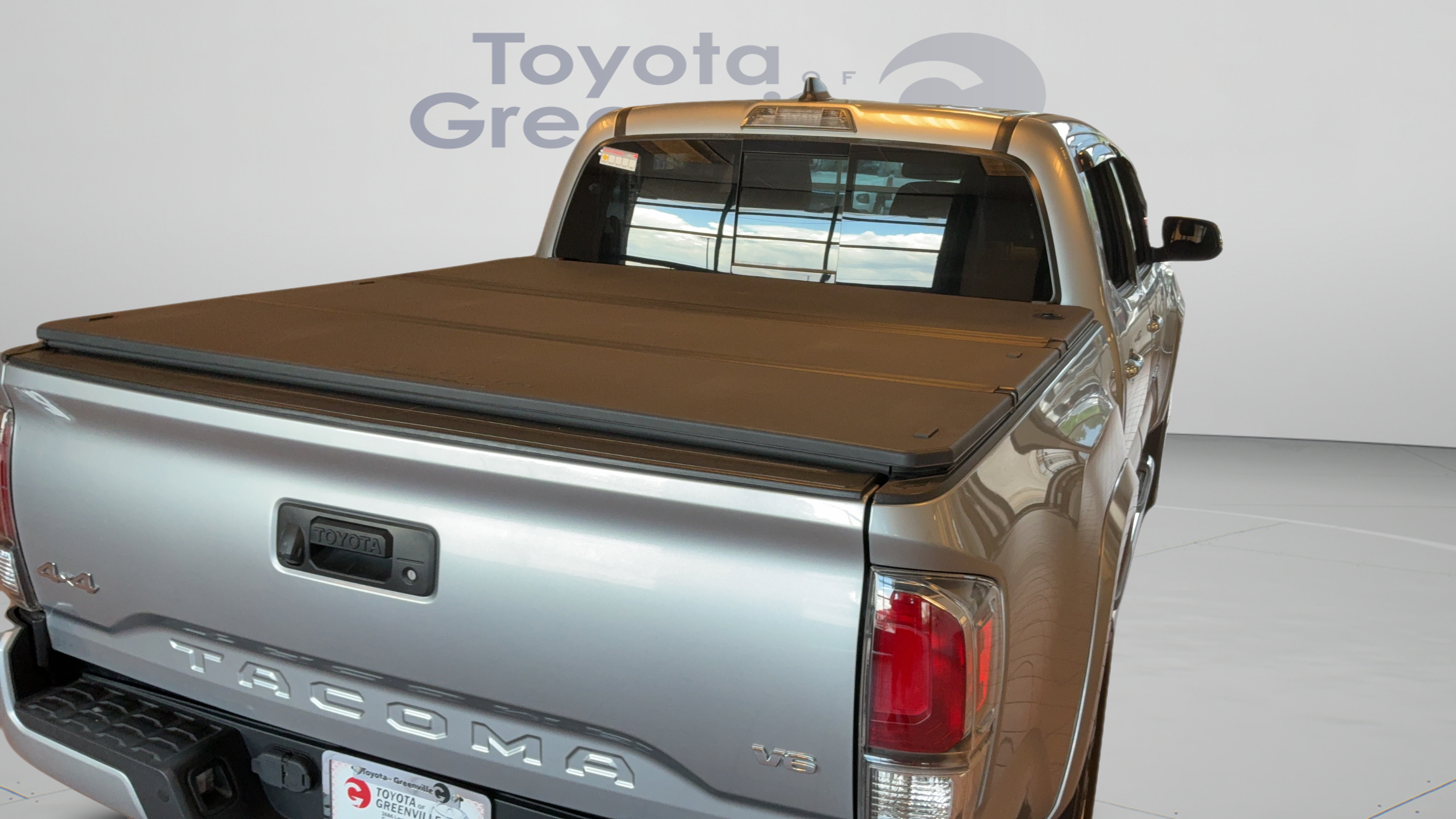 Used 2022 Toyota Tacoma Limited AWD/4WD image 37