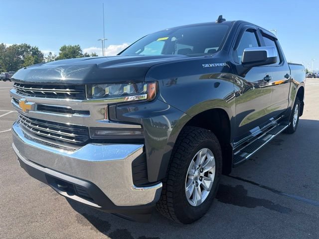 Used 2020 Chevrolet Silverado 1500 LT AWD/4WD image 2