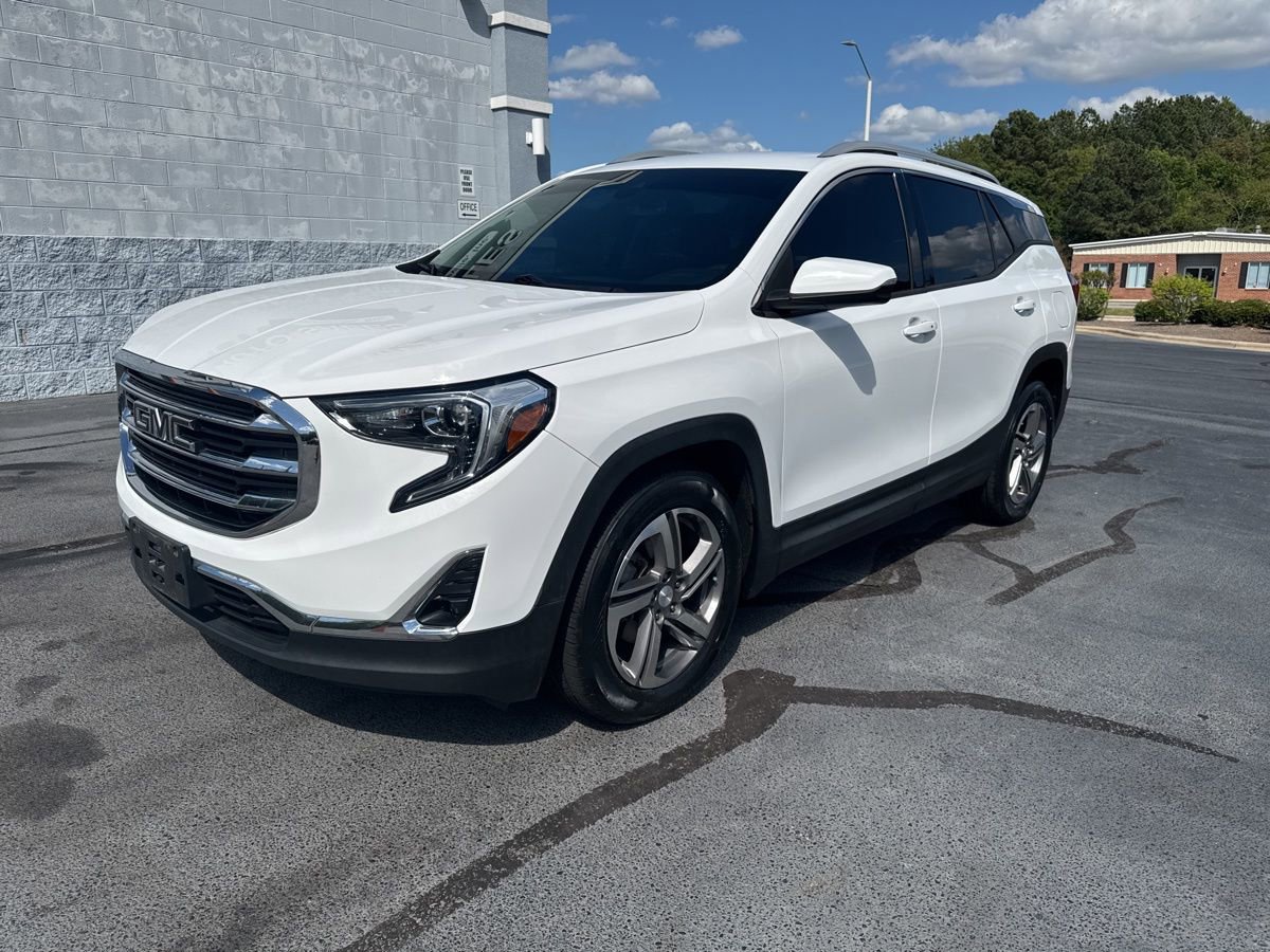 Used 2020 GMC Terrain SLT image 3