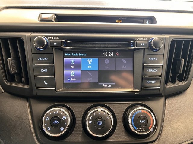 Used 2016 Toyota RAV4 LE image 16