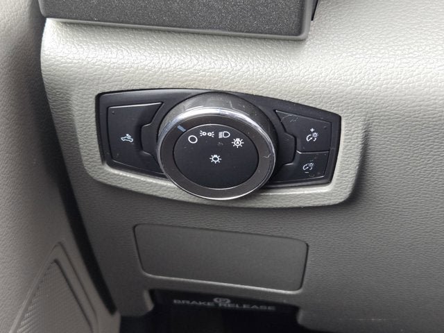 Used 2022 Ford F350 XL w/ Power Equipment Group AWD/4WD image 26