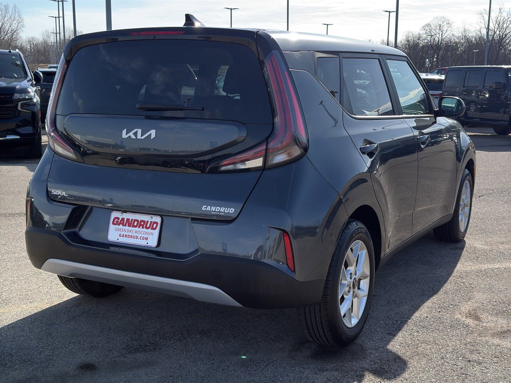 Used 2024 Kia Soul LX w/ Option Group 015 image 5