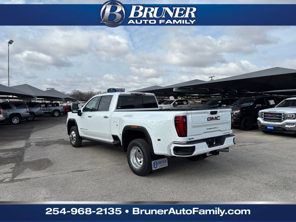 New 2026 GMC Sierra 3500 Denali w/ Denali Reserve Package image 8
