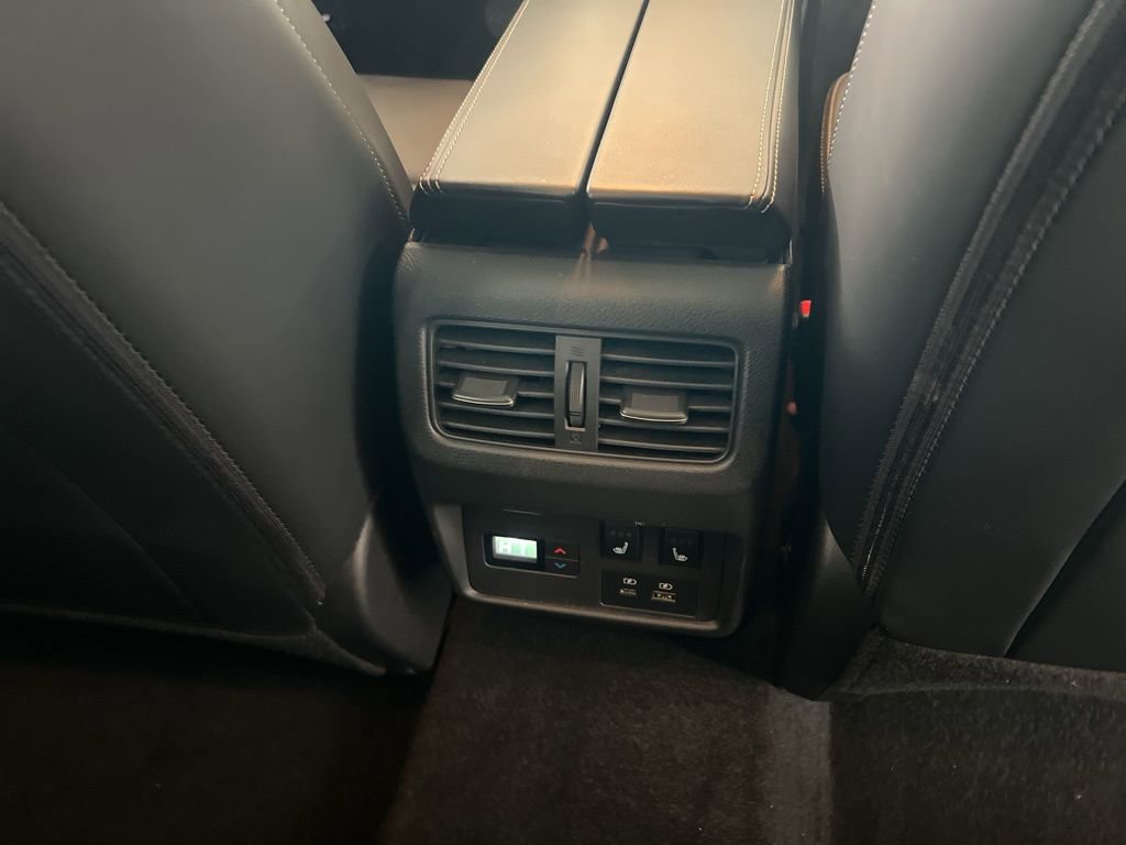 Certified 2021 Nissan Rogue Platinum AWD/4WD image 21
