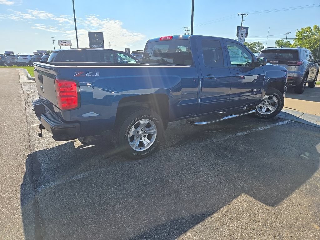 Used 2018 Chevrolet Silverado 1500 LT w/ All Star Edition AWD/4WD image 9
