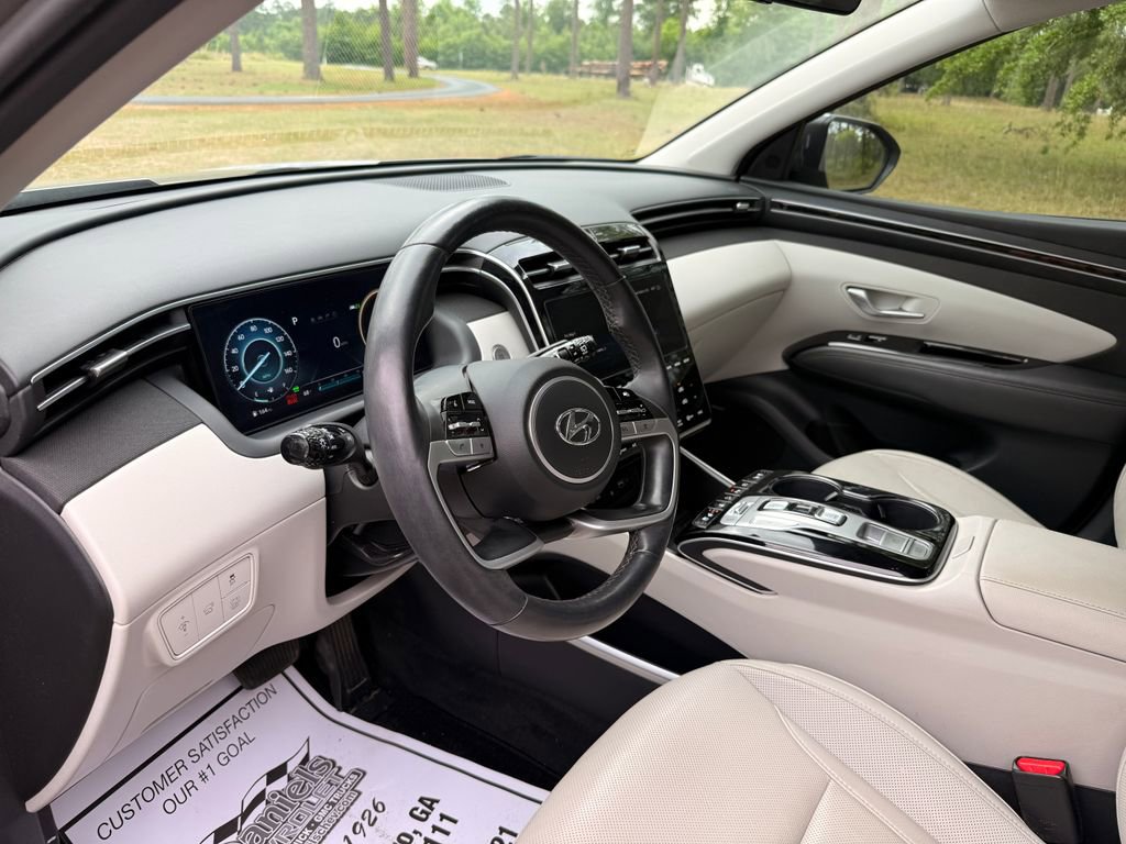 Used 2024 Hyundai Tucson Limited AWD/4WD image 16