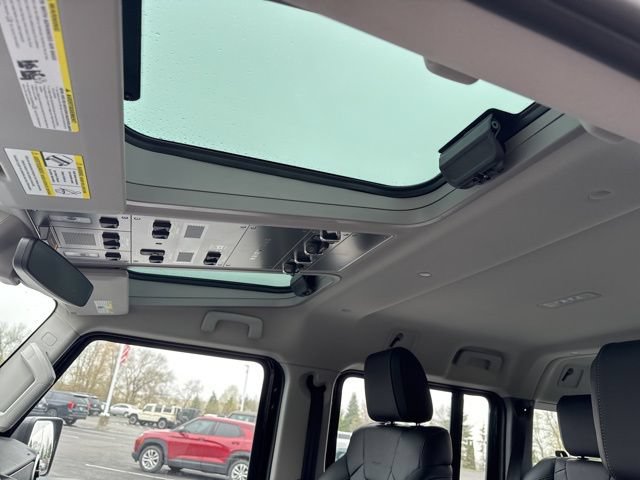 New 2026 INEOS Grenadier Station Wagon AWD/4WD image 20