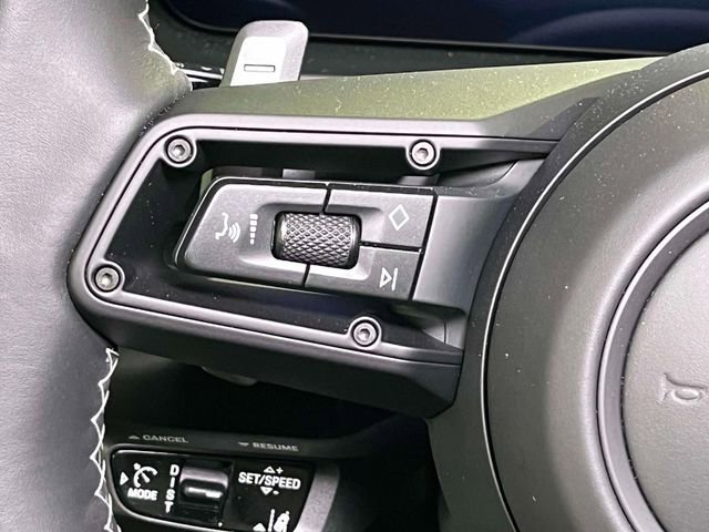 New 2026 Porsche Cayenne GTS image 40