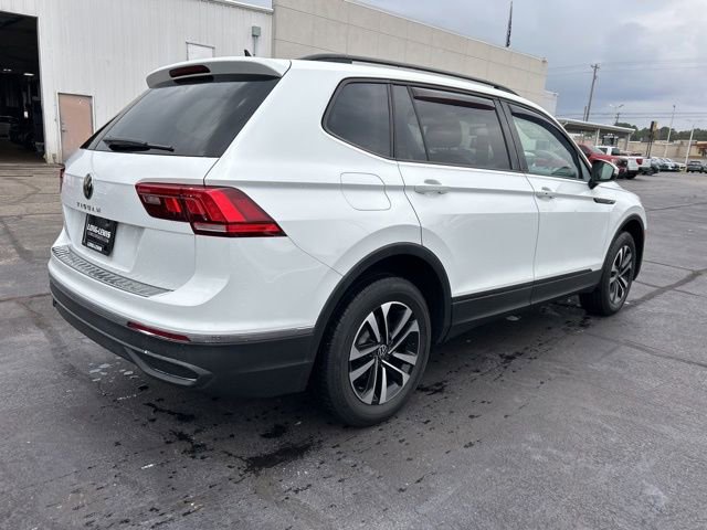 Certified 2022 Volkswagen Tiguan S image 8