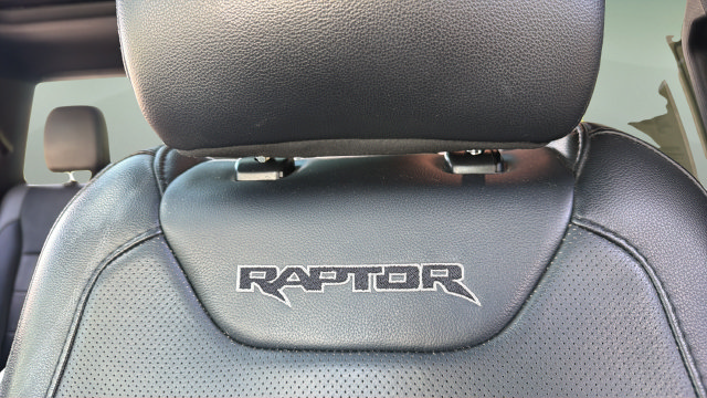 Used 2017 Ford F150 Raptor w/ Equipment Group 802A Luxury AWD/4WD image 23