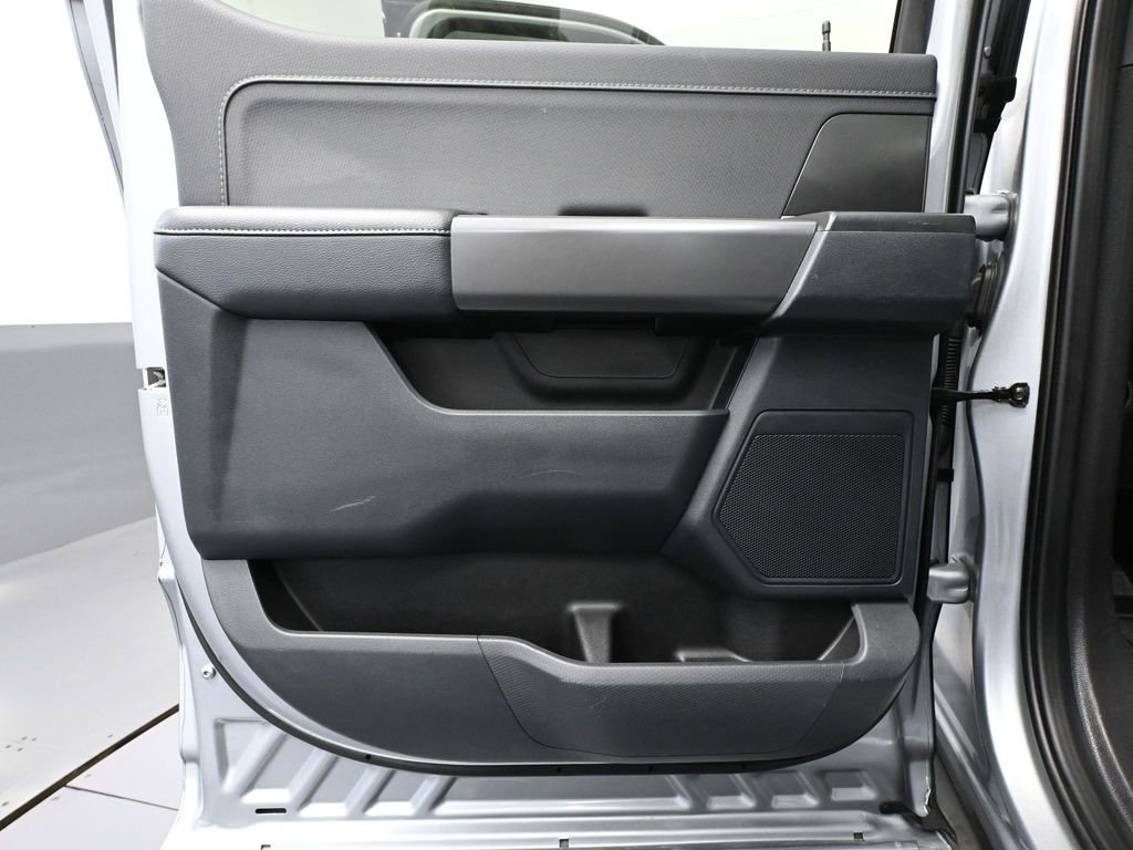 Used 2024 Ford F150 XLT w/ XLT Black Appearance Package image 36