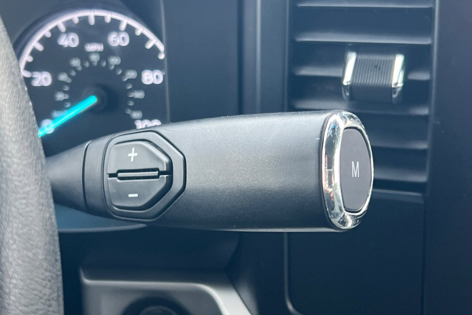 Used 2025 Ford F250 XLT w/ FX4 Off-Road Package image 23