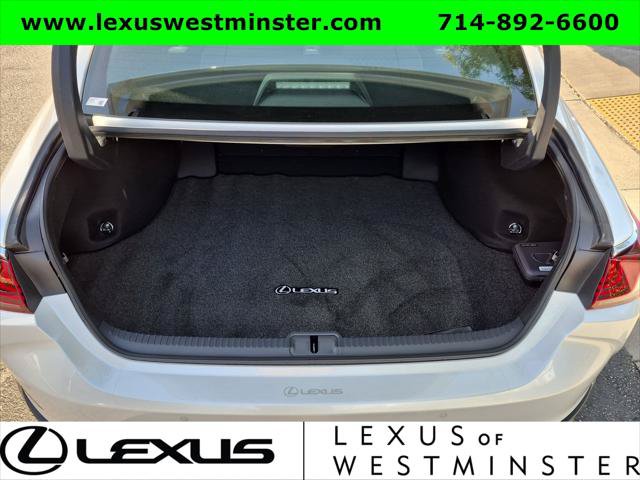 Certified 2025 Lexus ES 300h w/ Premium Package FWD image 10