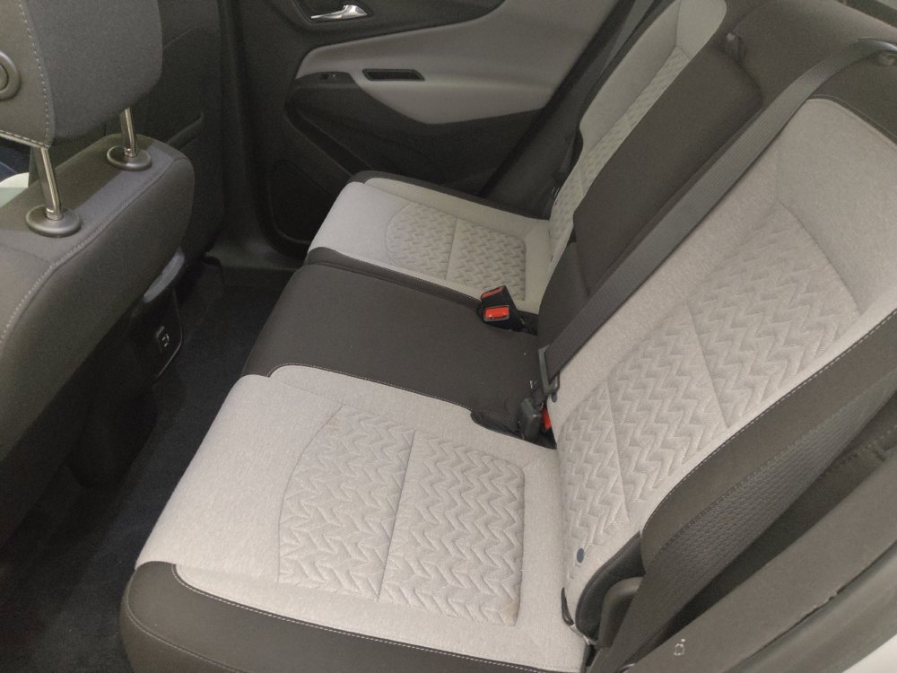 Used 2022 Chevrolet Equinox LT w/ Driver Convenience Package FWD image 18