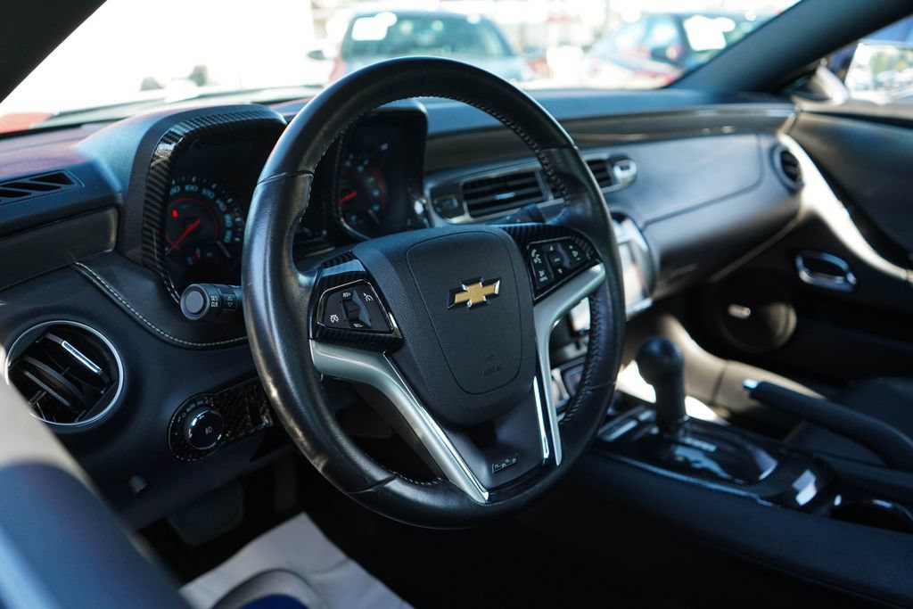 Used 2014 Chevrolet Camaro SS w/ RS Package RWD image 5