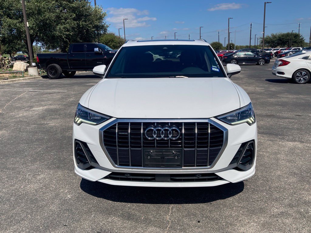 Used 2025 Audi Q3 2.0T Premium AWD/4WD image 2