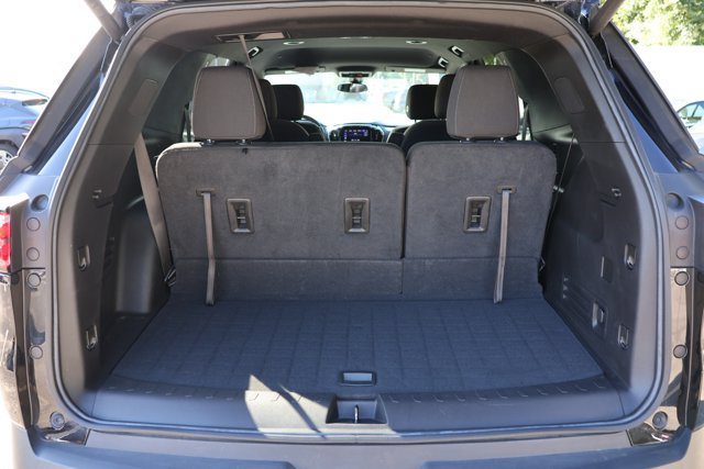 Used 2023 Chevrolet Traverse LT AWD/4WD image 24