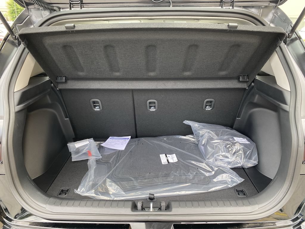 New 2026 Hyundai Venue SEL FWD image 31