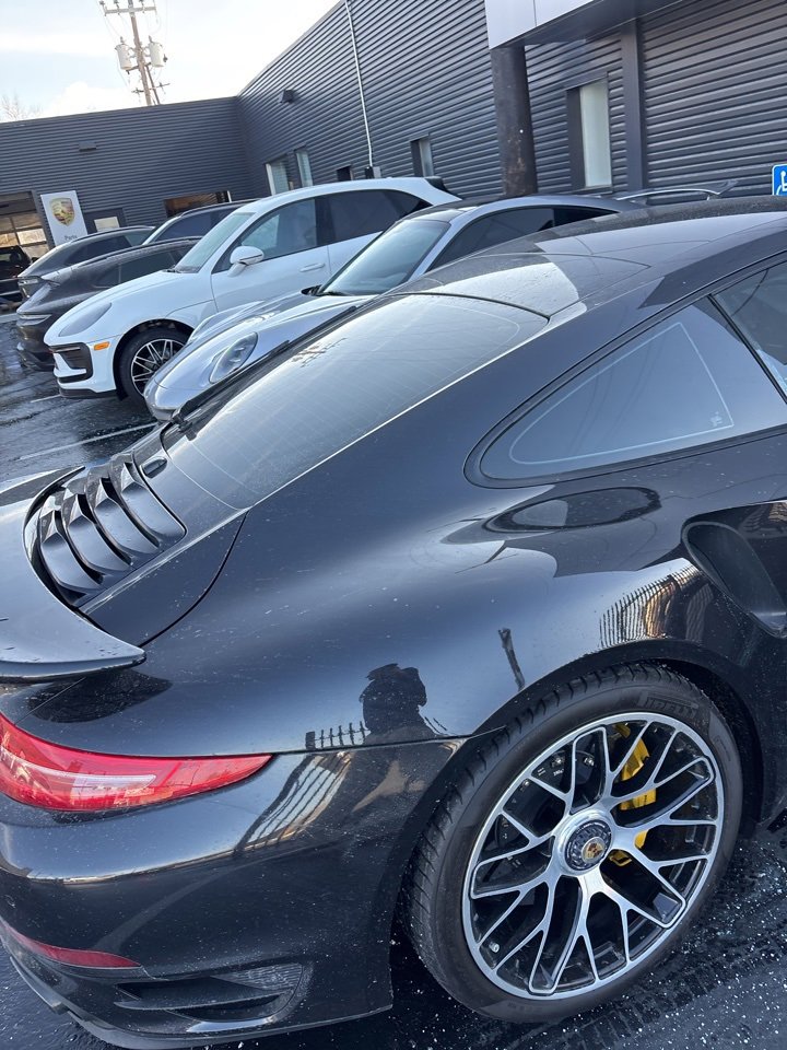 Used 2014 Porsche 911 Turbo S image 28