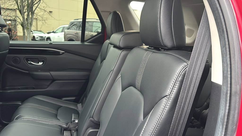 Certified 2023 Honda Pilot Touring image 30