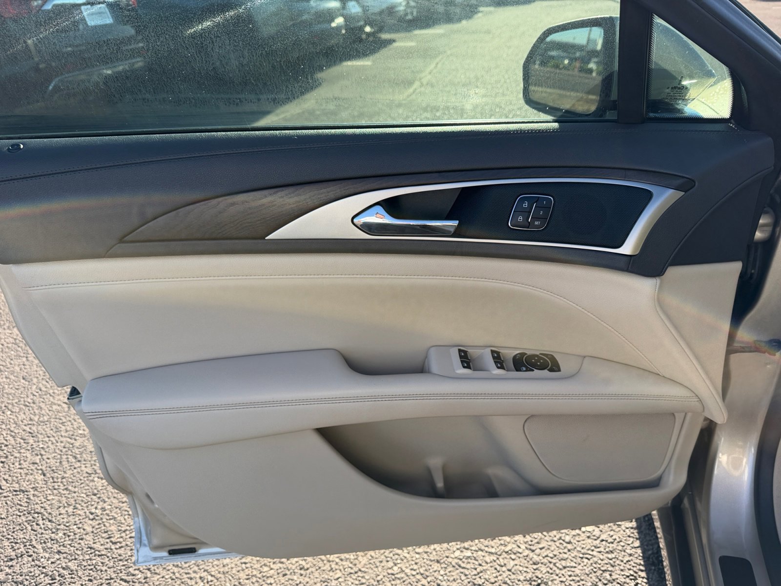Used 2017 Lincoln MKZ Select w/ Select Plus Package FWD image 13