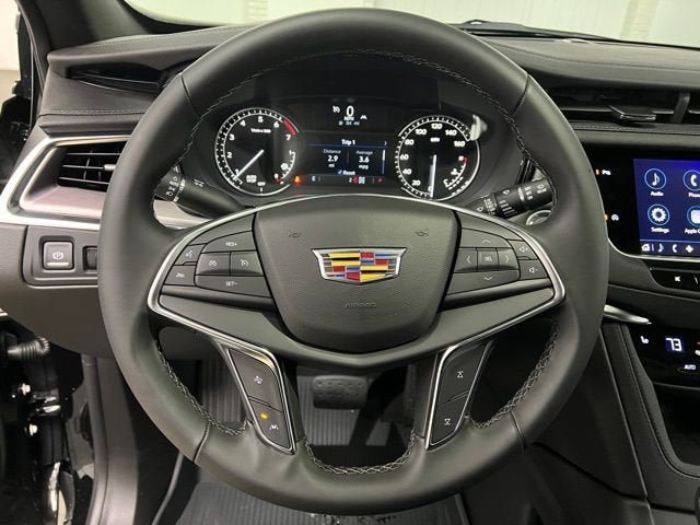New 2026 Cadillac XT5 Luxury w/ LPO, Floor Liner Package AWD/4WD image 14