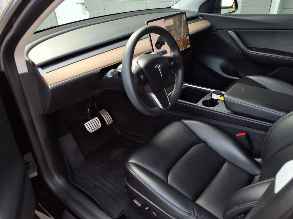 Used 2022 Tesla Model Y Performance image 13