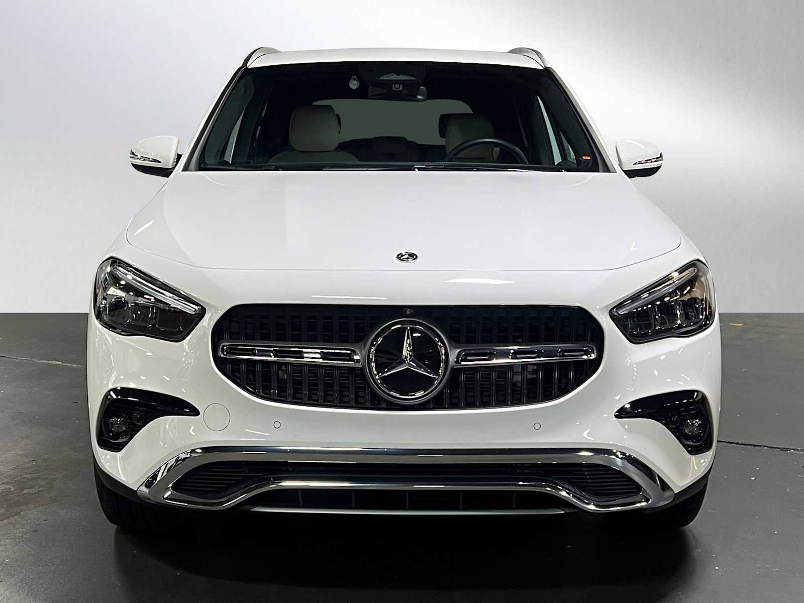 Certified 2025 Mercedes-Benz GLA 250 4MATIC image 2
