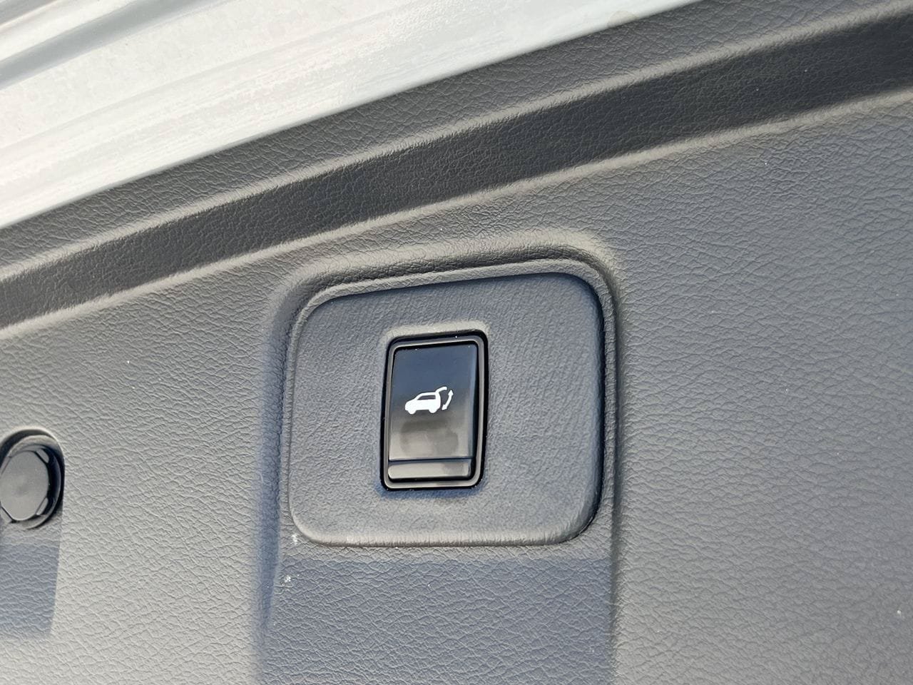 Used 2022 Nissan Murano Platinum w/ Cargo Package FWD image 25