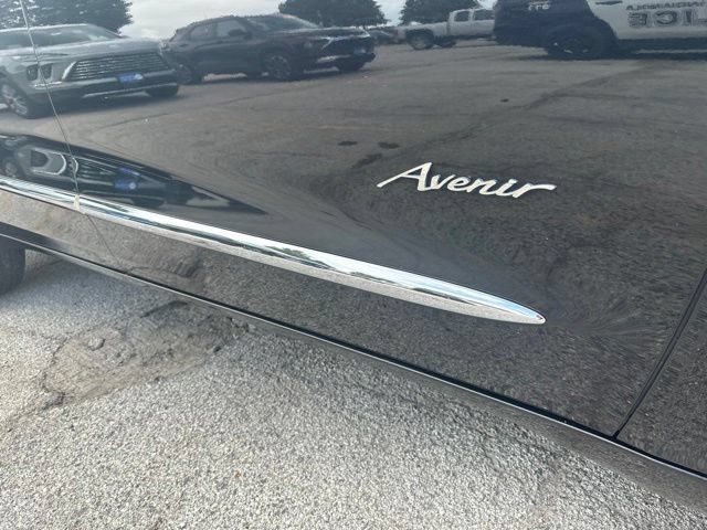 Used 2021 Buick Enclave Avenir w/ Avenir Technology Package AWD/4WD image 13