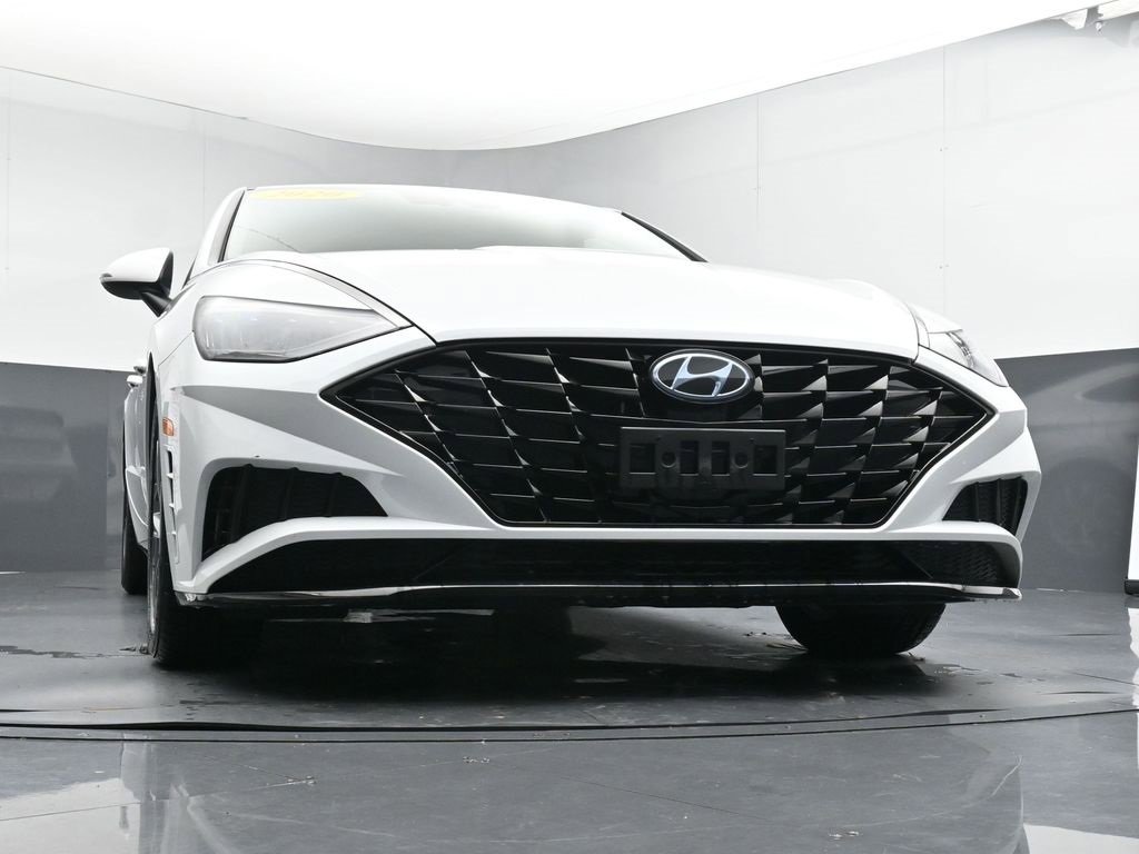 Used 2020 Hyundai Sonata SEL w/ Winter Weather Package image 19