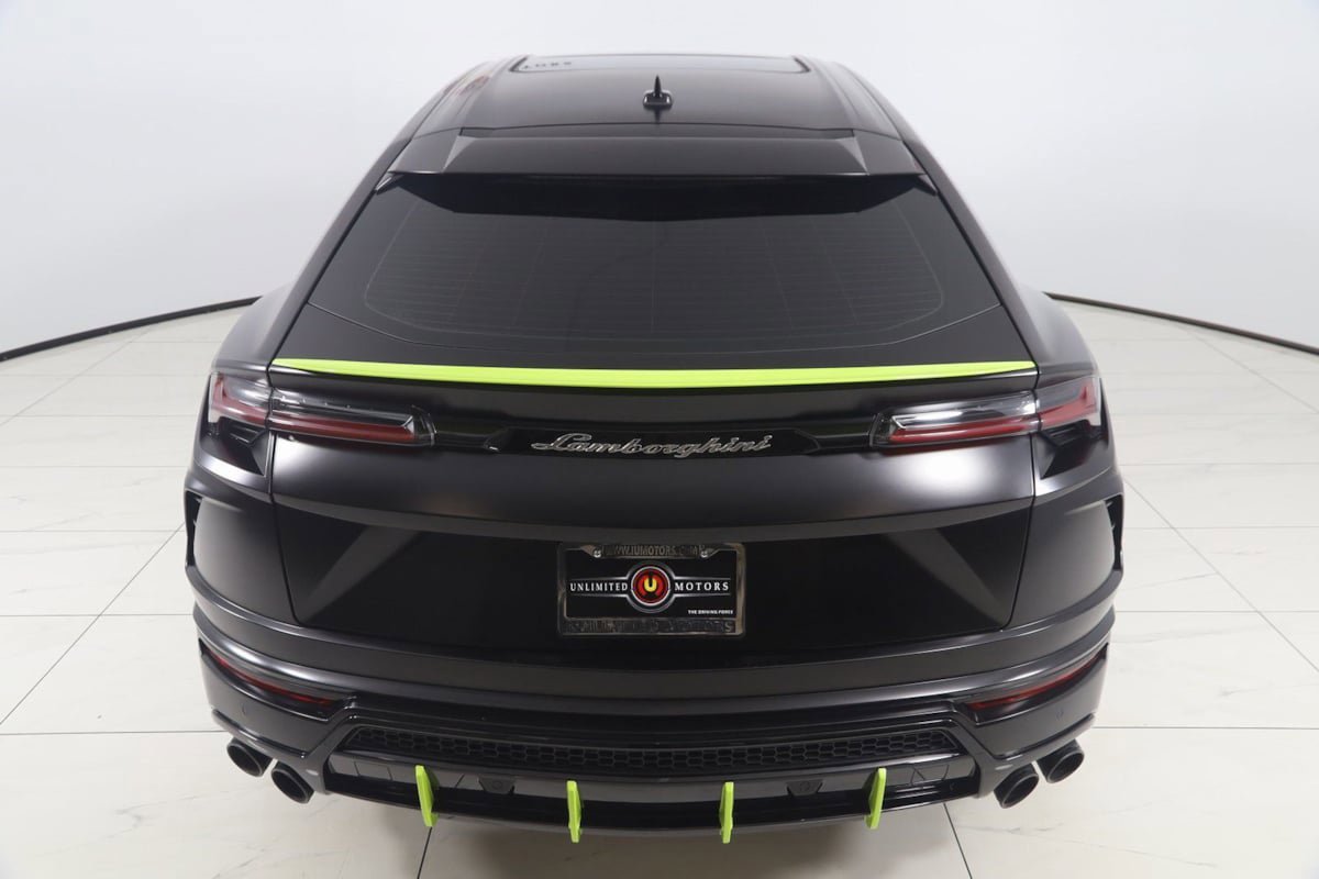 Used 2022 Lamborghini Urus AWD/4WD image 81