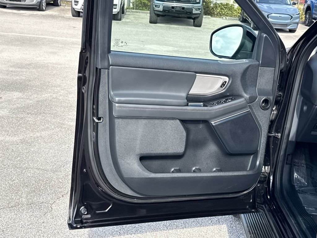 Certified 2025 Ford Expedition Max Active RWD image 13