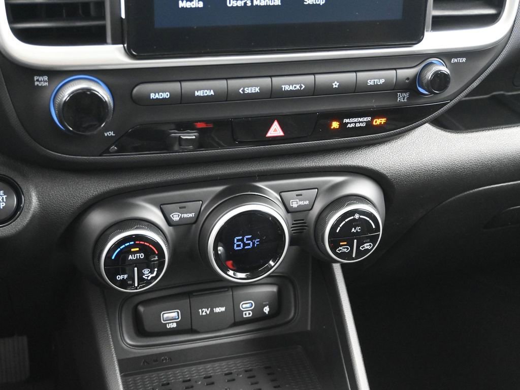 New 2026 Hyundai Venue SEL FWD image 18