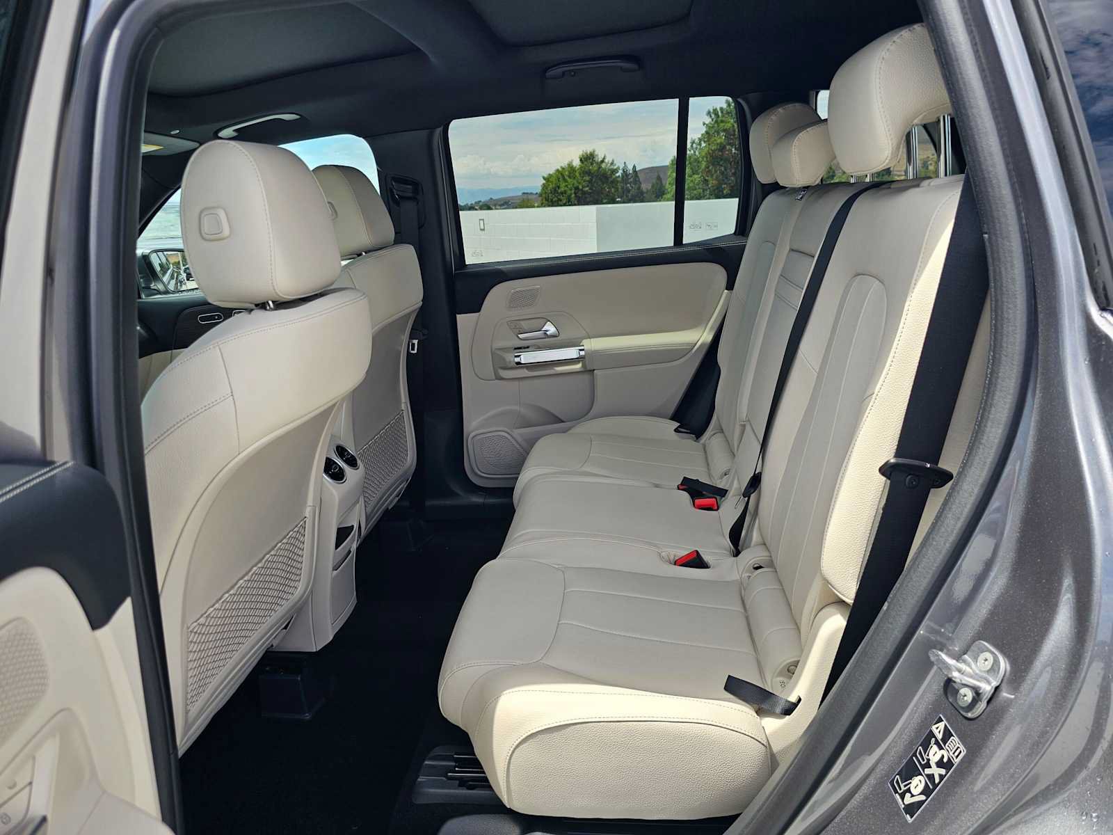 New 2026 Mercedes-Benz GLB 250 image 16