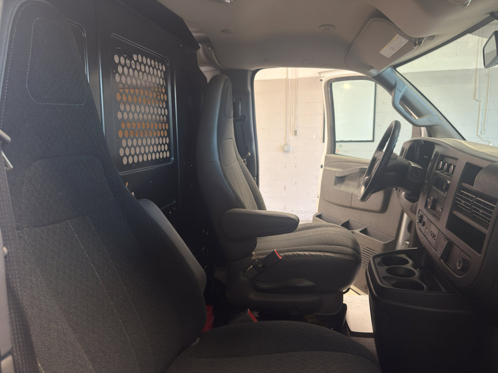Used 2020 GMC Savana 2500 Work Van w/ Driver Convenience Package image 19