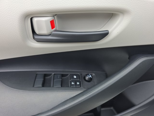 Used 2022 Toyota Corolla LE w/ LE Convenience Package FWD image 10