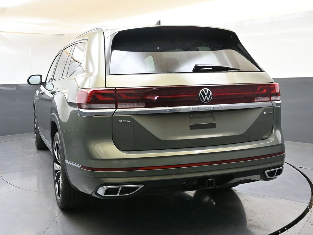 Used 2025 Volkswagen Atlas SEL Premium R-Line image 4