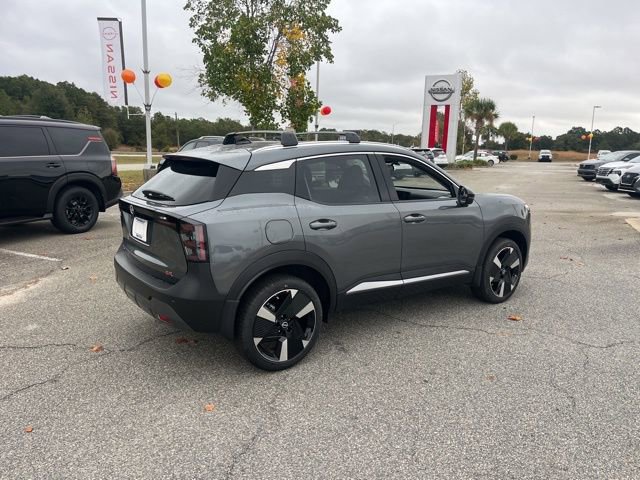 New 2026 Nissan Kicks SR image 5