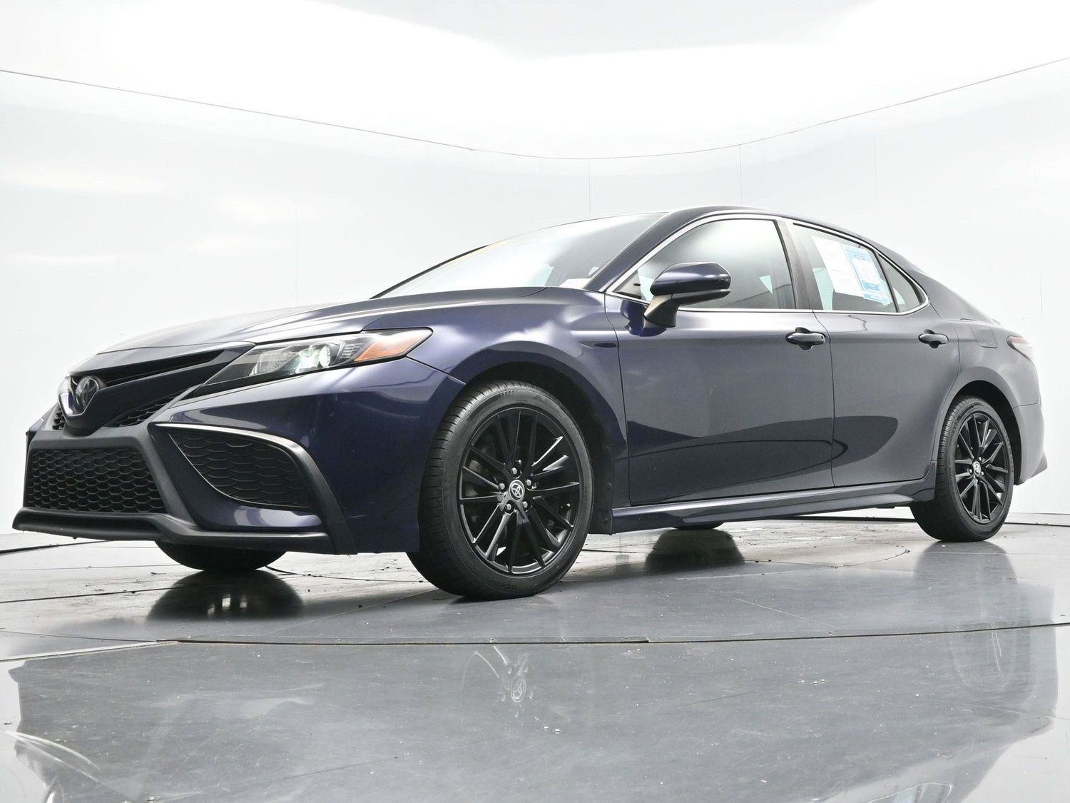 Used 2021 Toyota Camry SE FWD image 40