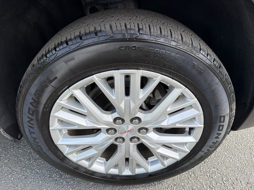 Used 2024 GMC Acadia Elevation w/ Luxury Package image 12