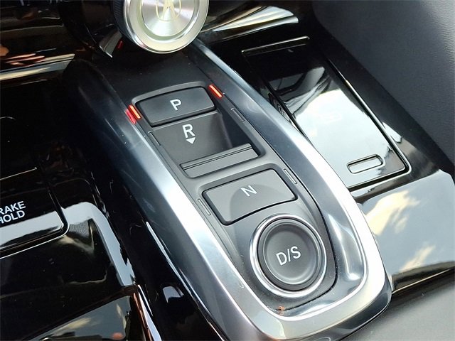 Used 2023 Acura MDX SH-AWD w/ Technology Package image 16