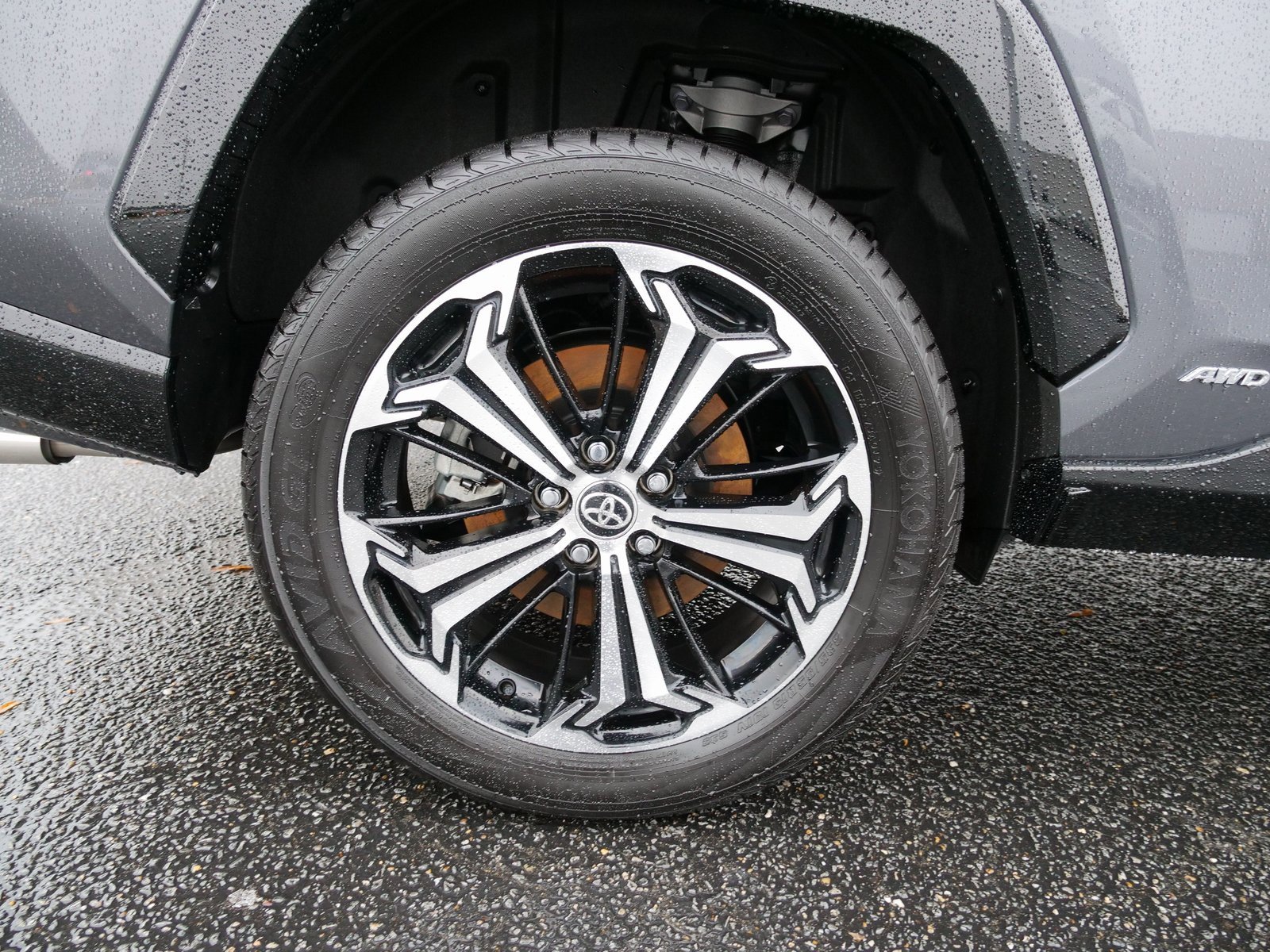 Used 2025 Toyota RAV4 XSE image 12