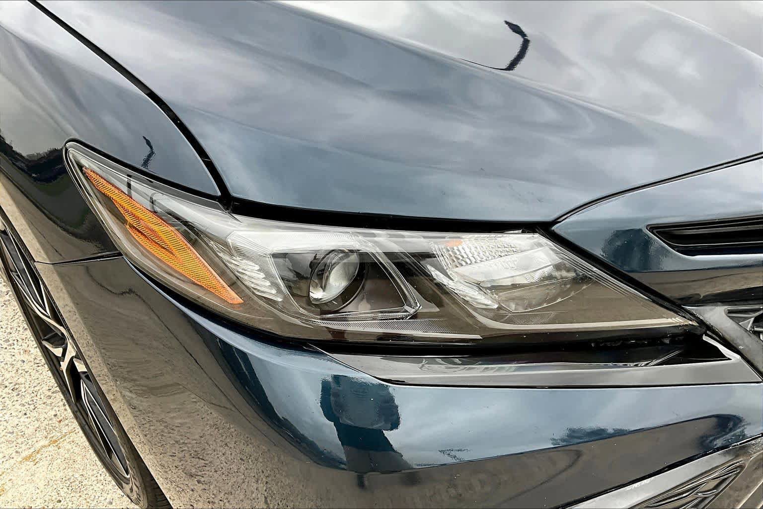 Used 2021 Toyota Camry SE FWD image 27