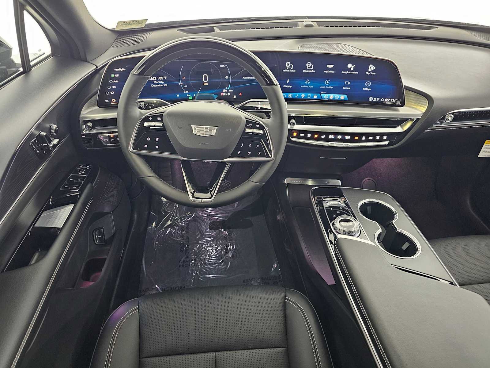 New 2026 Cadillac Lyriq Sport image 18