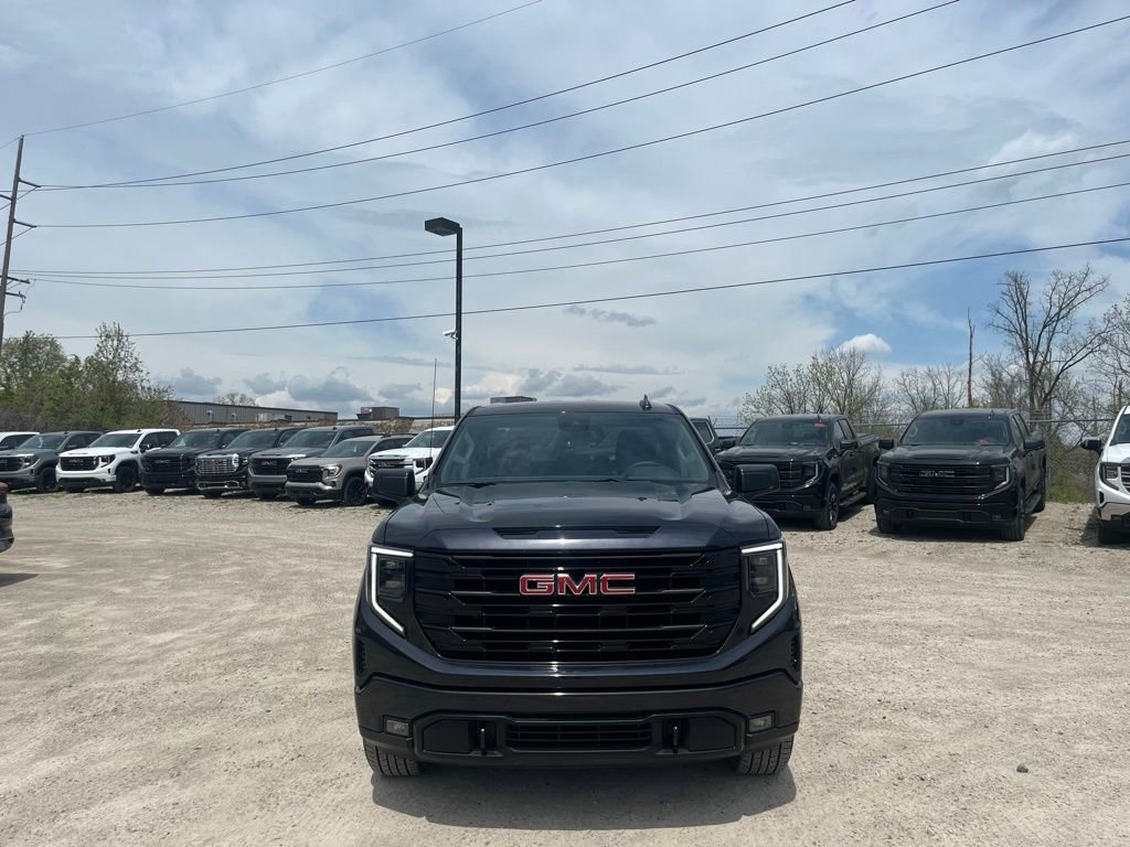 Used 2026 GMC Sierra 1500 Elevation AWD/4WD image 3